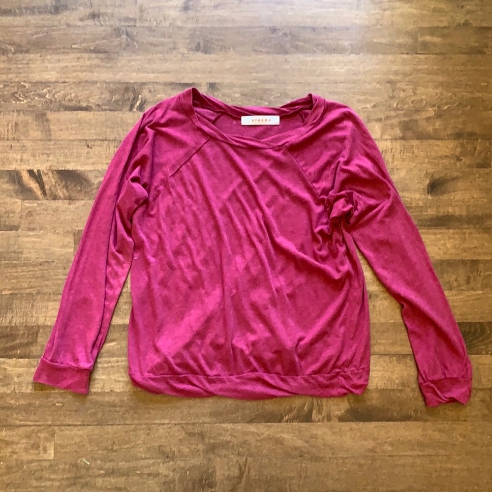 XiRENA sweatshirt size small